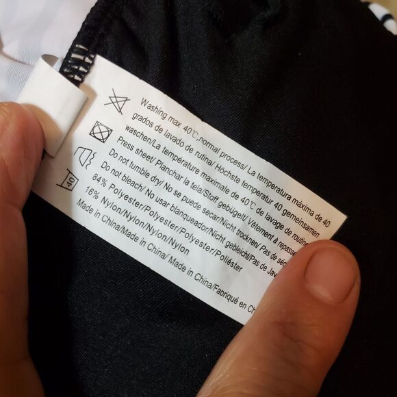 Selfiego Swimsuit One Piece Size XL NWT - Picture 6 of 8